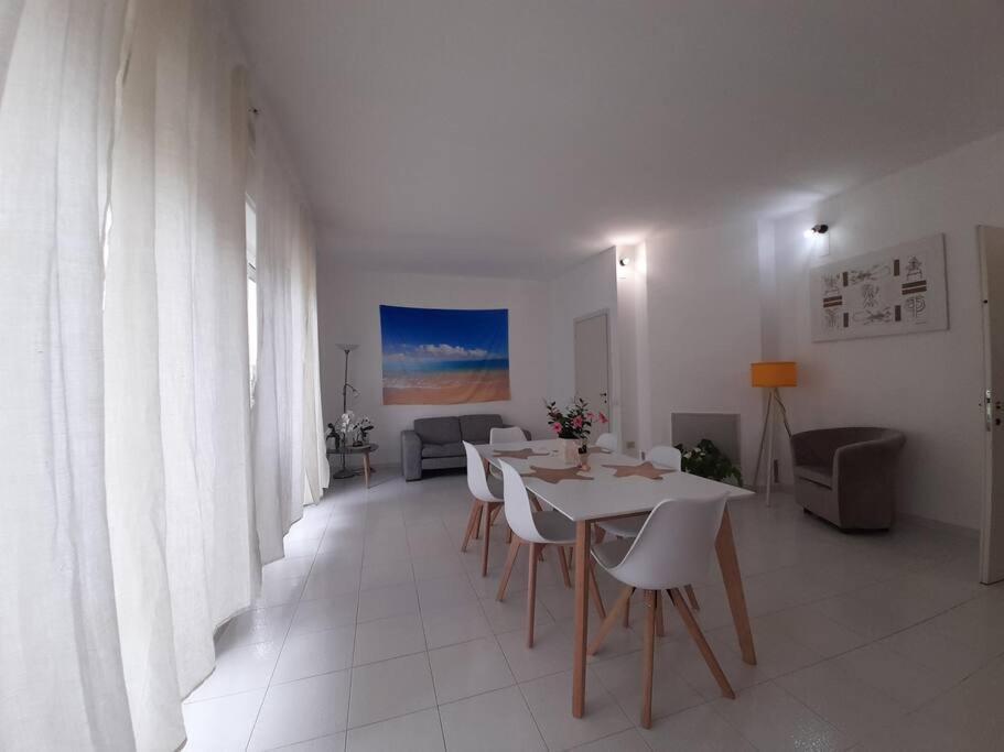 Appartement Seven House Poetto